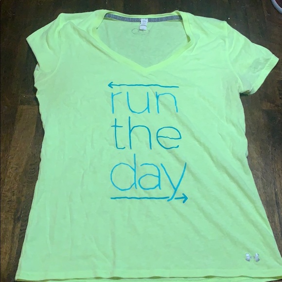 Lot of under armour tee’s - Picture 5 of 10